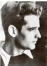  ?? FOTO: DPA FOTO: FAMILIE ?? Sophies Bruder Hans Scholl (l.). Wann oder wo das Foto entstand, ist nicht bekannt.