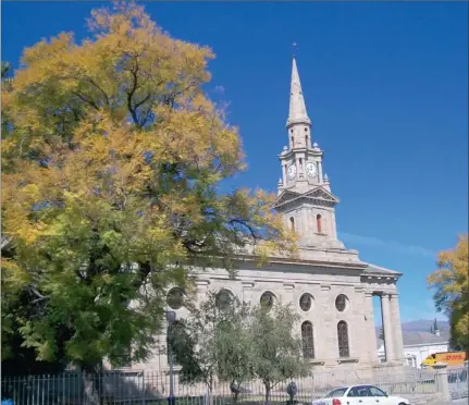  ?? PICTURES: MYRTLE RYAN ?? LANDMARK: The fine Dutch Reformed Church in Cradock.