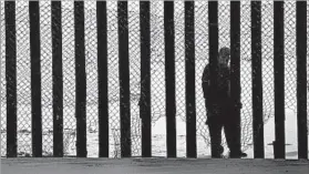  ?? JIM WATSON/GETTY-AFP ?? The fence separating beaches at Border Field State Park in San Diego is designed to keep people from getting into the United States from Mexico.