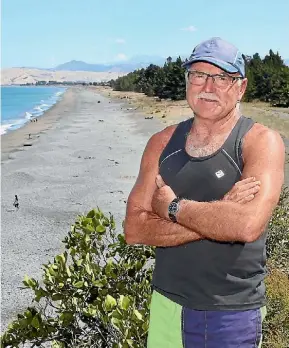  ?? PHOTO: DEREK FLYNN/FAIRFAX NZ ?? Hipkins Cup swimmer and past winner Peter Colbert at Rarangi Beach.
