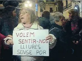  ?? ASSOCIACIÓ FEMINISTA LA FRONTISSA ?? Manifestac­ión en Vilanova i la Geltrú por la agresión sexual