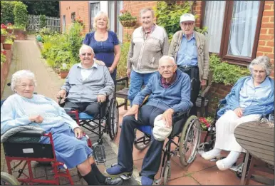  ?? Picture: Gary Browne FM2692321 ?? Ron Smith, 92, centre, with, from left, Dorothy Redpath, Gordon Luck, Julie Laidlaw, Trevor Jones, Alf Newman and Lucielle Carlton at Singleton Nursing Home