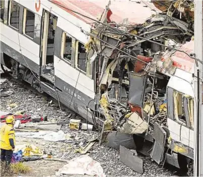  ?? ABC ?? 0 Uno de los trenes de Atocha en los que estallaron las bombas del 11 de marzo de 2004.