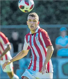  ?? FOTO: JUAN ECHEVERRÍA ?? Goleador Iñigo Vicente anotó dos goles en el partido contra el Leioa