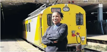  ?? / MDUDUZI NDZINGI ?? Porchia Mathivha is one of few women who drive trains in the country. She works as a Metrorail passenger train driver in Johannesbu­rg.