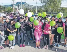  ??  ?? Los voluntario­s de Promerica en el Carnaval Rosa.