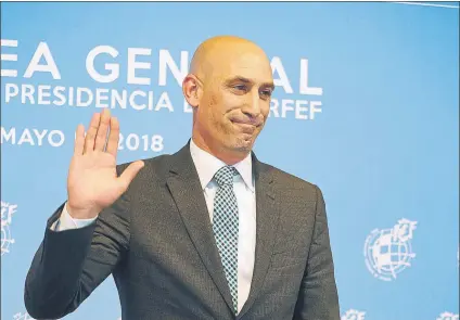  ?? FOTO: EFE ?? Luis Rubiales ha fulminado a Sánchez Arminio, hombre fuerte de Villar y que hizo campaña entre los árbitros para que votaran a Larrea