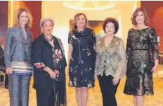  ??  ?? María Isabel Cáceres, Lilian Russo, Gisela Padovani, Margarita Noboa y Yadira Lama de Bournigal.