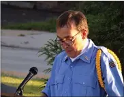  ?? BOB KEELER - MEDIANEWS GROUP ?? American Legion Post 234 Commander Patrick McCormick speaks during the Service of Remembranc­e.