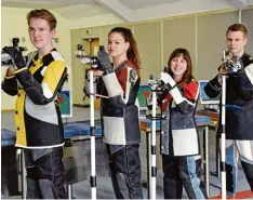  ?? Foto: Franz Völk ?? Florian Völk, Amanda Hofer, Julia Balser und Fabian Scheitle (von links) dürfen mit dem Aufstieg in den Bezirk rechnen.