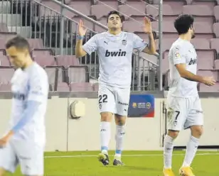  ?? // AFP ?? Maxi Gómez, delantero del Valencia, va camino de completar su peor temporada desde que llegó a LaLiga Santander