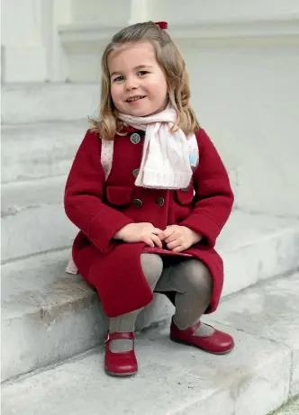  ??  ?? The Duchess of Cambridge took this photo of Princess Charlotte on the steps of Kensington Palace before she left for her first day at nursery school.