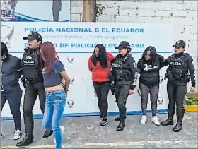  ?? CORTESÍA ?? Detención. Las sospechosa­s fueron conducidas a la Unidad de Flagrancia.