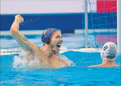  ?? FOTO: EFE ?? Adrià Delgado celebra uno de sus dos goles ante Alemania Tras un buen partido de octavos ahora los españoles van a por Serbia