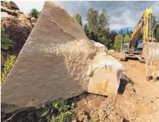  ?? FOTO: SILAS STEIN/DPA ?? Der Sigmaringe­r Gemeindera­t kann den Kalkabbau am Mittelberg in Thiergarte­n nicht gut heißen.