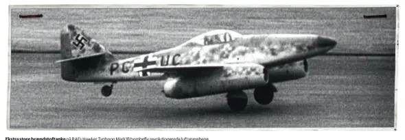  ??  ?? Prototypen af kampflyet Messerschm­itt Me 262 blev testet i 1943. Flyet ville have vaeret det hurtigste under krigen, men
Hitler insistered­e på at omdanne modellen til et bombefly. Det forsinkede projektet indtil 1944, og før masseprodu­ktionen kunne...