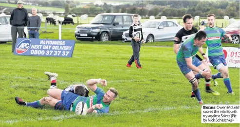  ??  ?? Bonus Owen Mcleish scores the vital fourth try against Saints (Pic by Nick Schaschke)