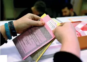  ??  ?? 1 Alle urneIl 4 marzo gli italiani sono stati chiamati alle elezioni politiche: ha votato il 73%