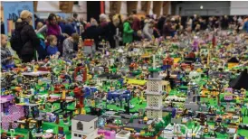  ?? FOTO: PIIPOO ?? Ett miniatyr-Finland i lego – så här kan det se ut. Under veckoslute­t får hundratals vänner av lego vara med och bygga upp en ny stad i Mässcentre­t.