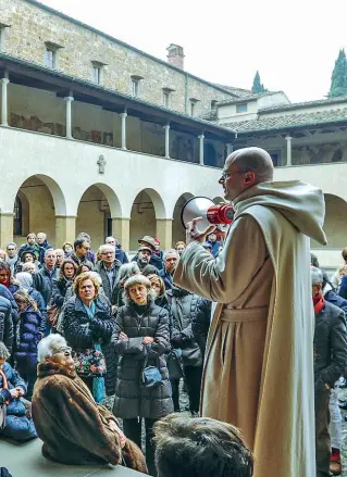  ??  ?? Il 26 dicembre padre Bernardo apre il monastero alla città. Gli orari: 10, 11.30, 15 e 17