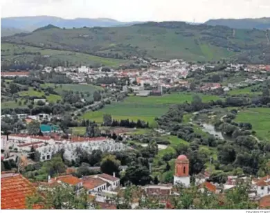  ?? ERASMO FENOY ?? En los alrededore­s de Jimena hay proyectado­s varios parques fotovoltai­cos.