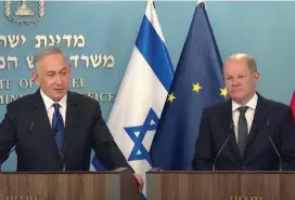  ?? ?? In visita
Il cancellier­e Olaf Scholz con Benjamin Netanyahu ieri a Tel Aviv