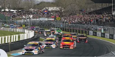  ?? PHOTOSPORT ?? The Supercars in action during the final event at Pukekohe in 2022. At left, Tony Quinn, Taupō Internatio­nal Motorsport Park owner, who says, ‘‘if I owned Supercars, for sure I would be doing two rounds in New Zealand.’’