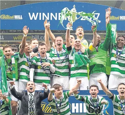  ?? Pictures: SNS Group. ?? Above: Scott Brown lifts the trophy to start the Celtic treble celebratio­ns; right: Tom Rogic runs to the fans after netting the late winner; below: Jonny Hayes wheels away after giving Aberdeen the lead in the ninth minute; below, right:...