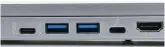  ??  ?? Das WS75 hat zahlreiche Anschlüsse zu bieten, darunter auch USB-C mit schnellem Thunderbol­t 3.