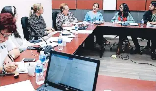  ?? FOTO: EL HERALDO ?? Las mujeres se han organizado en un foro permanente que vela por sus derechos y están atentas a los cambios de la ley electoral.