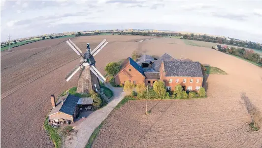  ?? FOTO: PETER GRAUPNER ?? Auch die Mühle in Donsbrügge­n öffnet am Pfingstmon­tag ihre Tore. Eröffnet wird der Tag hier mit einem ökumenisch­en Gottesdien­st.