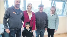  ?? ?? Danny Kelly and Leanne Riordan, of Glenroe, with Liam and Ann O’Donnell of Mitchelsto­wn and Billy Kelly, at the Noah Quish fundraisin­g tractor run.