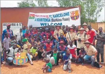  ?? FOTOS: FEDERACIÓ BARCELONÈS EST ?? Cada una de las sedes de la Penya de Burkina, en proceso de lograr la oficialida­d, está hermanada con una Penya de la Federació Barcelonès Est