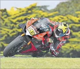  ?? FOTO: GETTY ?? Álvaro Bautista Desde 2011 con Carlos Checa Ducati no gana el título SBK