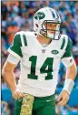  ?? CLIFF HAWKINS / GETTY IMAGES ?? Jets rookie quarterbac­k Sam Darnold has started every game this season.