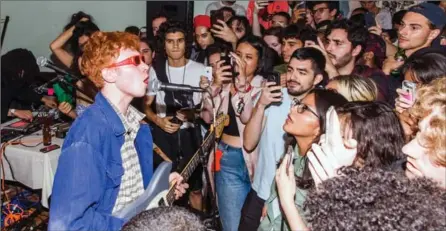  ?? ROGER KISBY, NEW YORK TIMES ?? King Krule performs at China Chalet, a dim sum restaurant that holds after-hours events, in Manhattan last month. It was his return to the undergroun­d hype cycle that threatens to deify him.