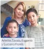  ??  ?? Arlette Zavala, Eugenio y Luciano Flores.