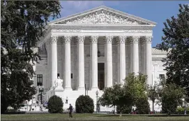  ?? J. SCOTT APPLEWHITE / ASSOCIATED PRESS 2017 ?? Cases of election redistrict­ing have ended up at the U.S. Supreme Court in recent months. Republican­s in Pennsylvan­ia asked the court to block the imposition of redone district map.