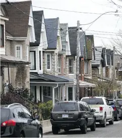  ?? COLE BURSTON / BLOOMBERG FILES ?? While new homes across Canada may feature “Energy Star” federal certificat­ion, a new proposal would make an energy audit a requiremen­t for every house to be sold.