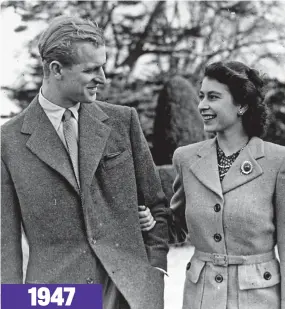  ?? ?? 1947 Look of love: The Queen and her new husband on honeymoon at Broadlands in November 1947 and replicatin­g the pose 60 years later