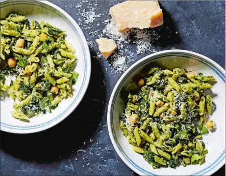  ?? STACY ZARIN GOLDBERG /THE WASHINGTON POST ?? Pesto penne with chickpeas