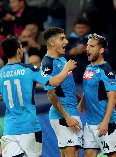  ??  ?? Rinnovo
La felicità di Mertens che a Salisburgo ha raggiunto e superato Maradona. Ora è il secondo bomber della storia del Napoli con 116 gol. Hamsik è nel minino