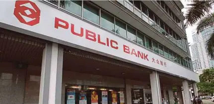  ?? (Foto hiasan) ?? Public Bank berupaya mengekalka­n keuntungan yang stabil.