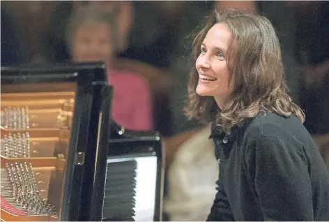  ?? FOTO: IMAGO ?? Pianistin Hélène Grimaud trat schon mit allen großen Orchestern der Welt auf. Mit dem Philadelph­ia Orchestra kommt sie jetzt nach Düsseldorf.