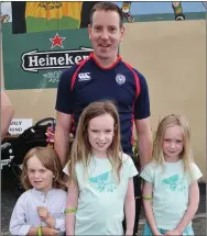  ??  ?? Adam, Chloe and Kellie O’Connor with their Dad Eamonn took part in the four mile walk.