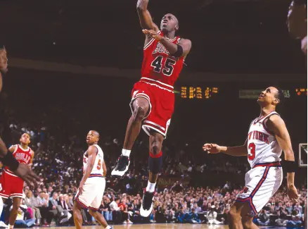  ?? ?? l Michael Jordan es considerad­o el mejor jugador de basquetbol de la historia.