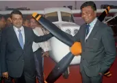  ??  ?? Maharashtr­a CM Devendra Fadnavis with Trust Aircraft founder Captain Amol Yadav in Mumbai on Monday.