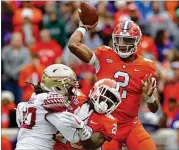  ?? GETTY IMAGES ?? Clemson quarterbac­k Kelly Bryant has been solid as Deshaun Watson’s replacemen­t, helping the Tigers stay in contention for another playoff berth.