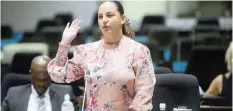  ?? THOBILE MATHONSI African News Agency (ANA) ?? PUBLIC Investment Corporatio­n (PIC) senior manager in Enterprise-wide and Operationa­l Risk Candace Abrahams prior to giving testimony during the PIC Commission of Inquiry in Pretoria yesterday. |