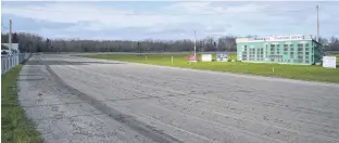  ?? JEREMY FRASER • CAPE BRETON POST ?? Horses may not be on the track in this file photo from Northside Downs, but that will change this weekend. The 2021 harness racing season will begin Saturday at the North Sydney venue, but no spectators will be permitted on the grounds due to current COVID-19 provincial restrictio­ns.